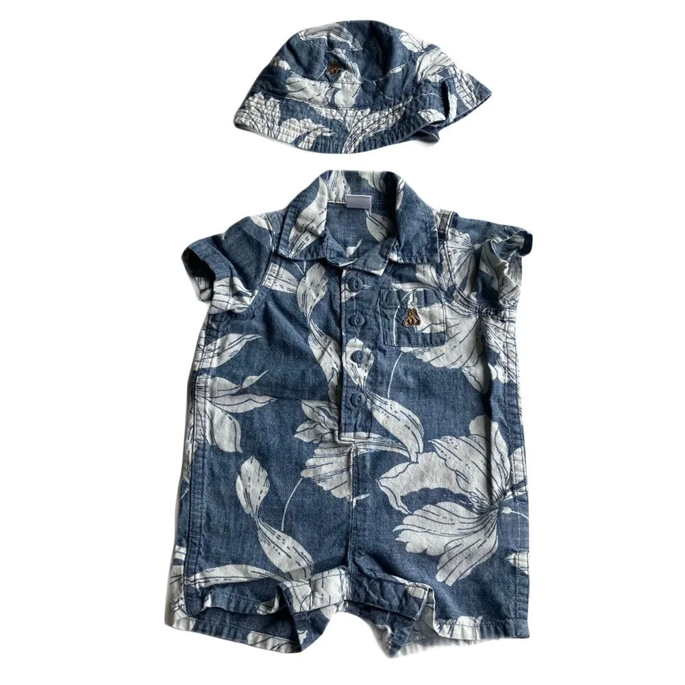 Baby Gap Shortie Set Size 0-3 Months Blue Floral Chambray Romper Hat 2 pc Outfit
